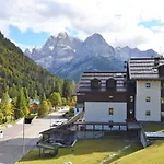 Locazione Turistica Frassan Apartments-3